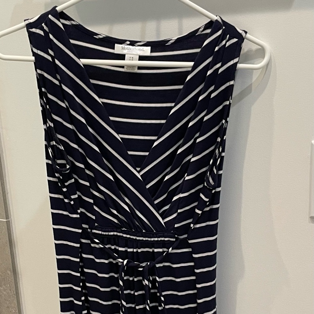 EUC Motherhood maternity dress